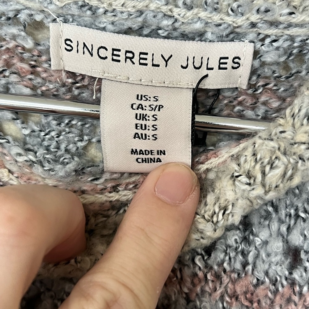 Sincerely Jules NWT pastel knit crew neck cropped floral bell sleeve sweater - Picture 10 of 13